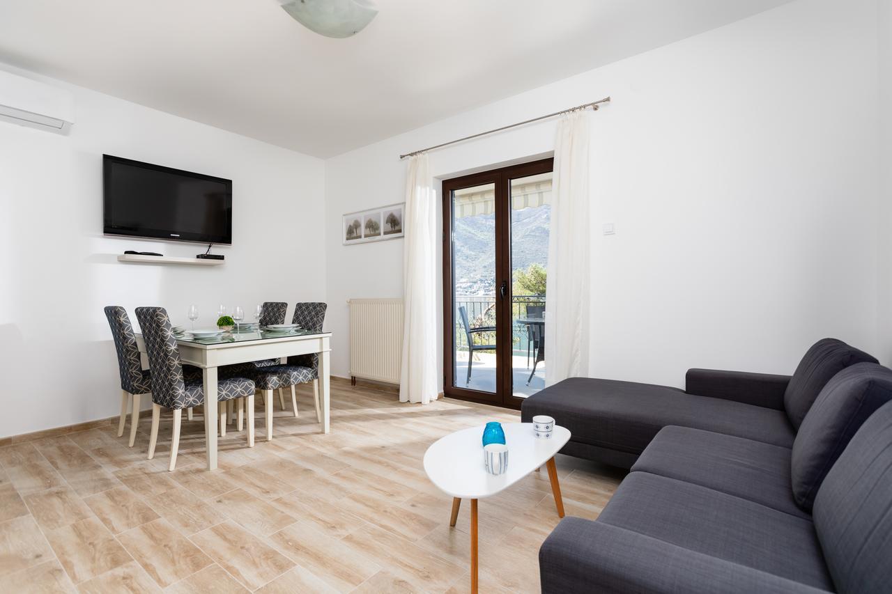 Apartments Miramar Kotor Exterior photo